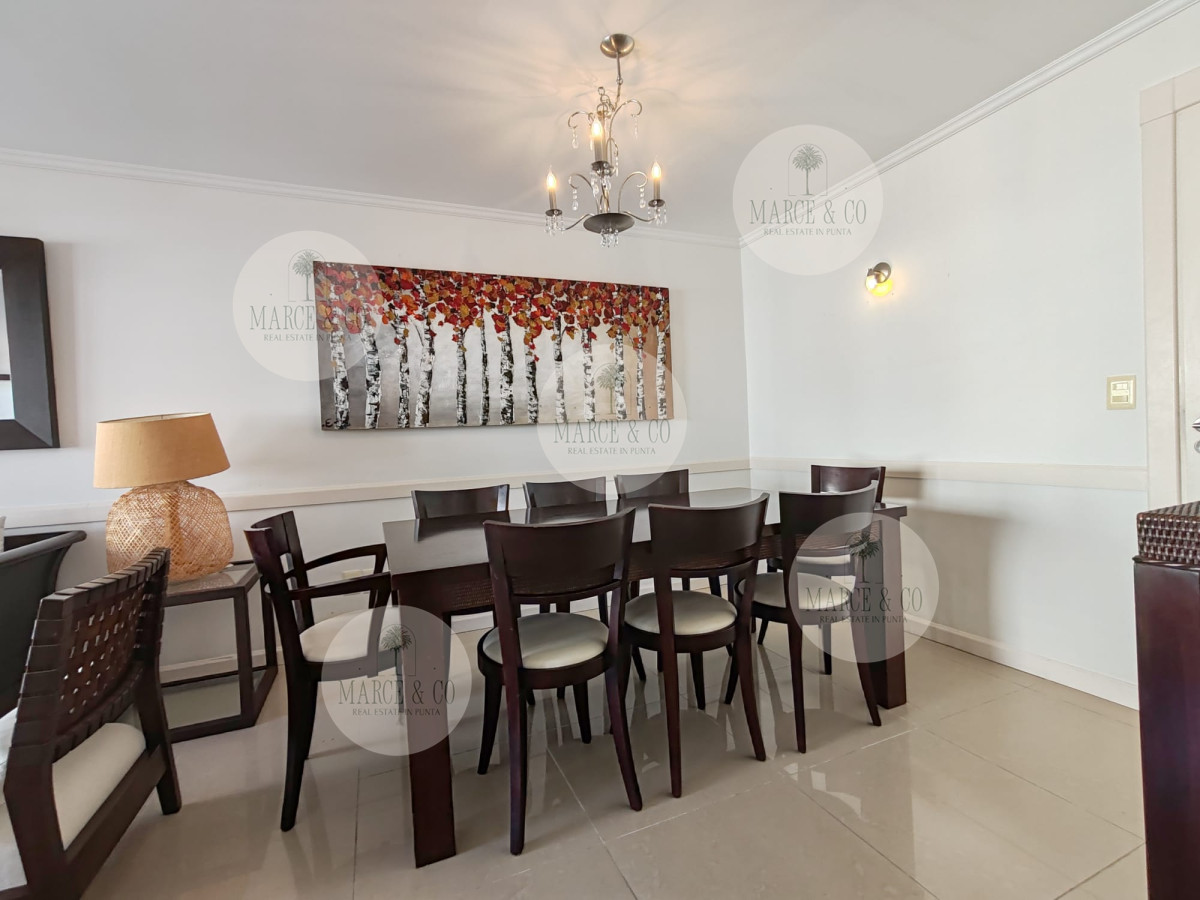 Apartamento ID.1097 - Punta del este, Península, departamento de 2 dormitorios con piscina, terraza y cochera.