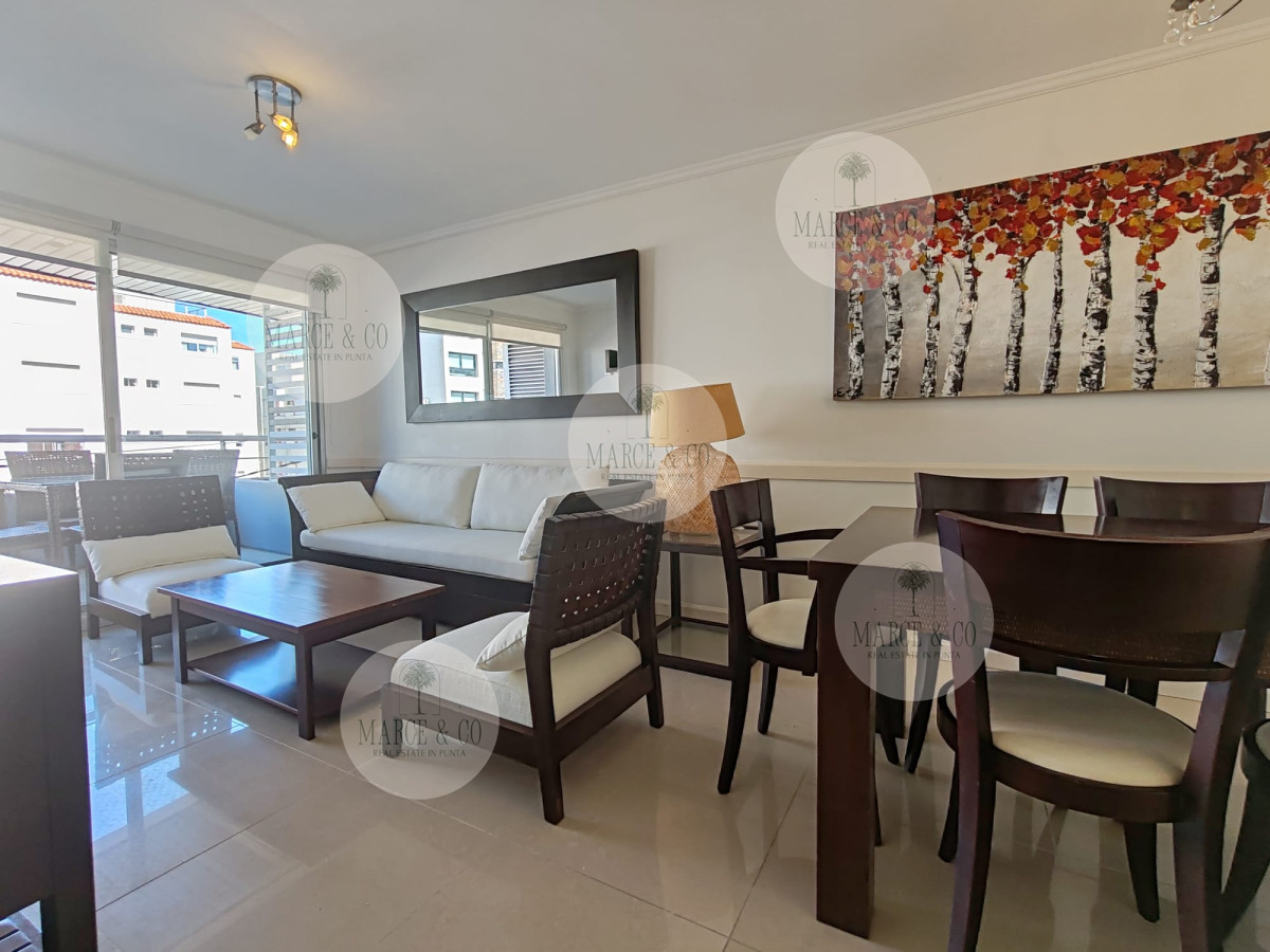 Apartamento ID.1097 - Punta del este, Península, departamento de 2 dormitorios con piscina, terraza y cochera.