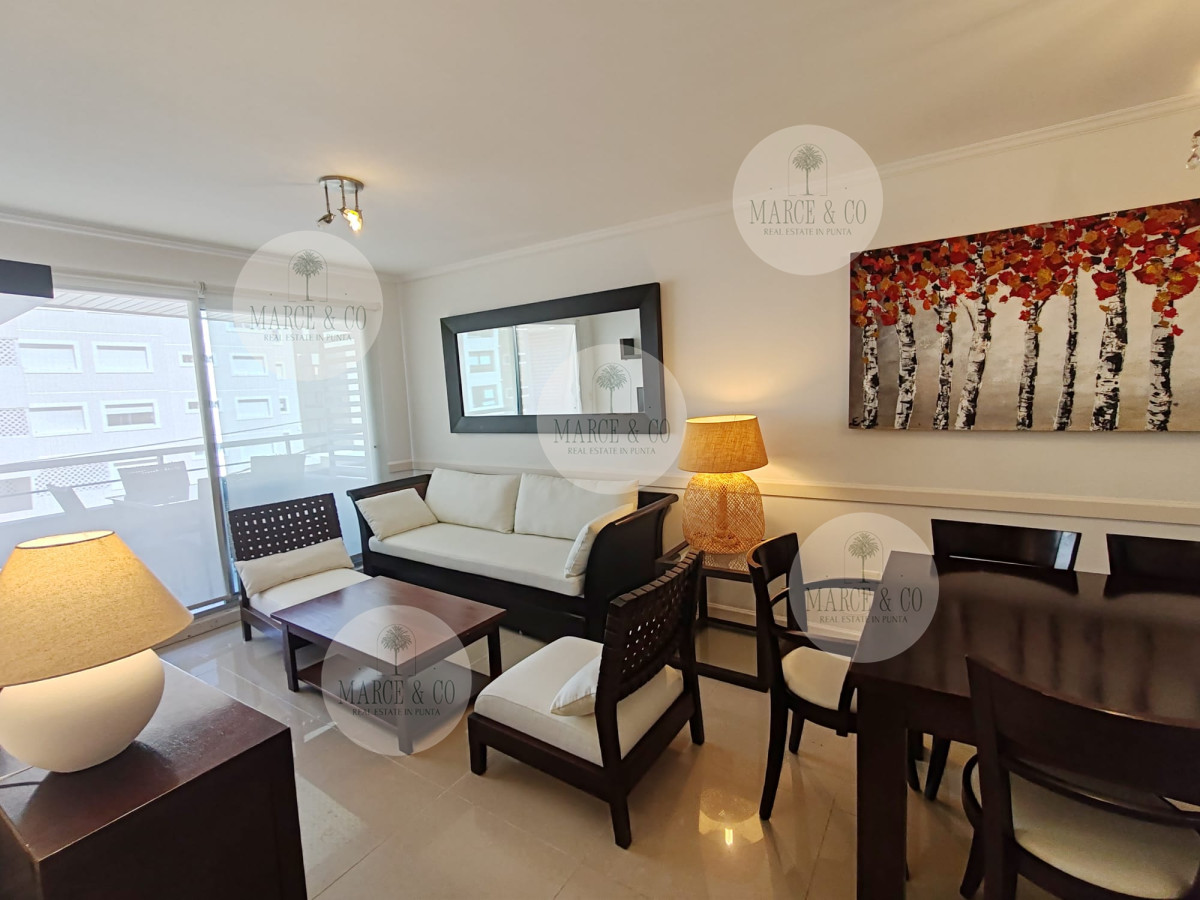 Apartamento ID.1097 - Punta del este, Península, departamento de 2 dormitorios con piscina, terraza y cochera.
