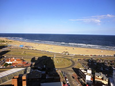Punta del Este, apartamento en Mansa, 4 dormitorios, espectacular vista.