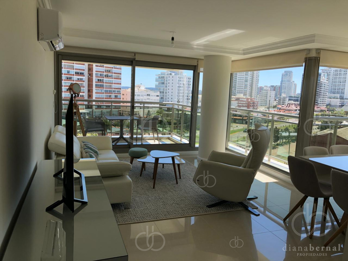 Apartamento en torre de gran lujo a metros de la peninsula, frente al mar - DBP54784A