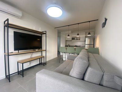 Apartamento a estrenar con azotea y parrillero de uso exclusivo