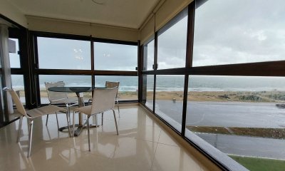 Apartamento de 3 dormitorios en suite en Playa Brava, Punta del Este