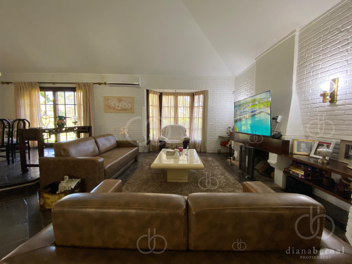 Beverly Hills - GoPunta - Portal Inmobiliario de Punta del Este - Maldonado