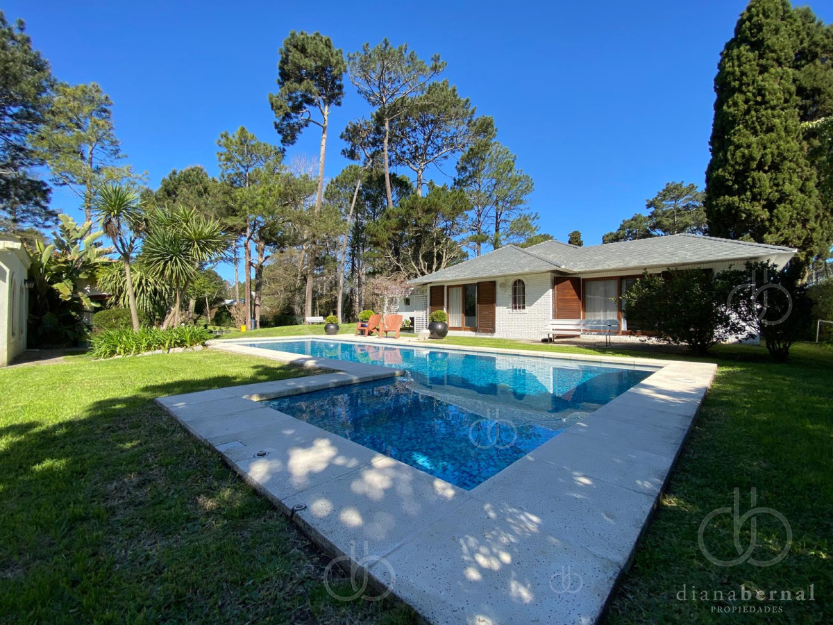 Beverly Hills - GoPunta - Portal Inmobiliario de Punta del Este - Maldonado