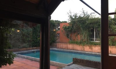Punta del este, Manantiales a 250 mts del mar, chalet de 3 dormitorios, piscina.