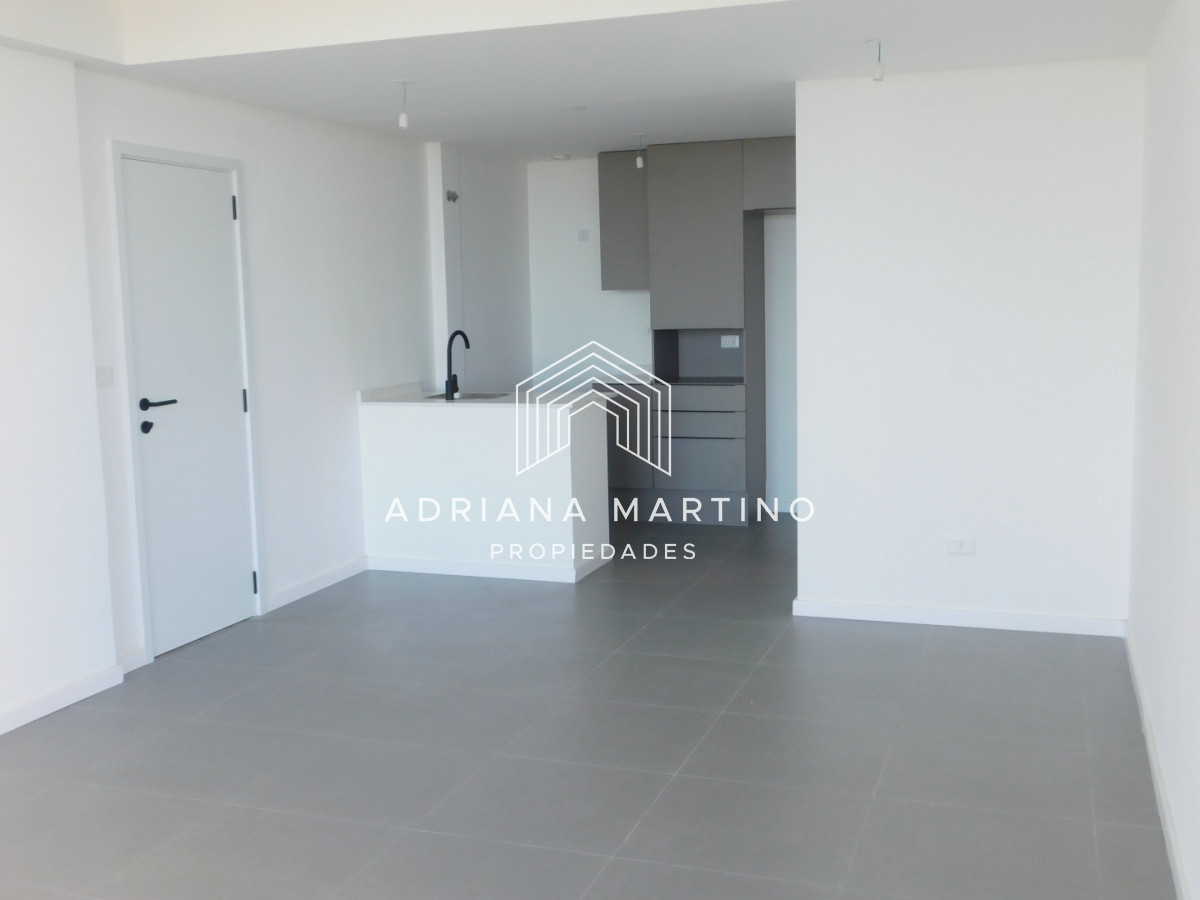 Apartamento ID.71686 - PENT HOUSE EN PINARES PRIMERA FILA 3 DORMITORIOS A ESTRENAR