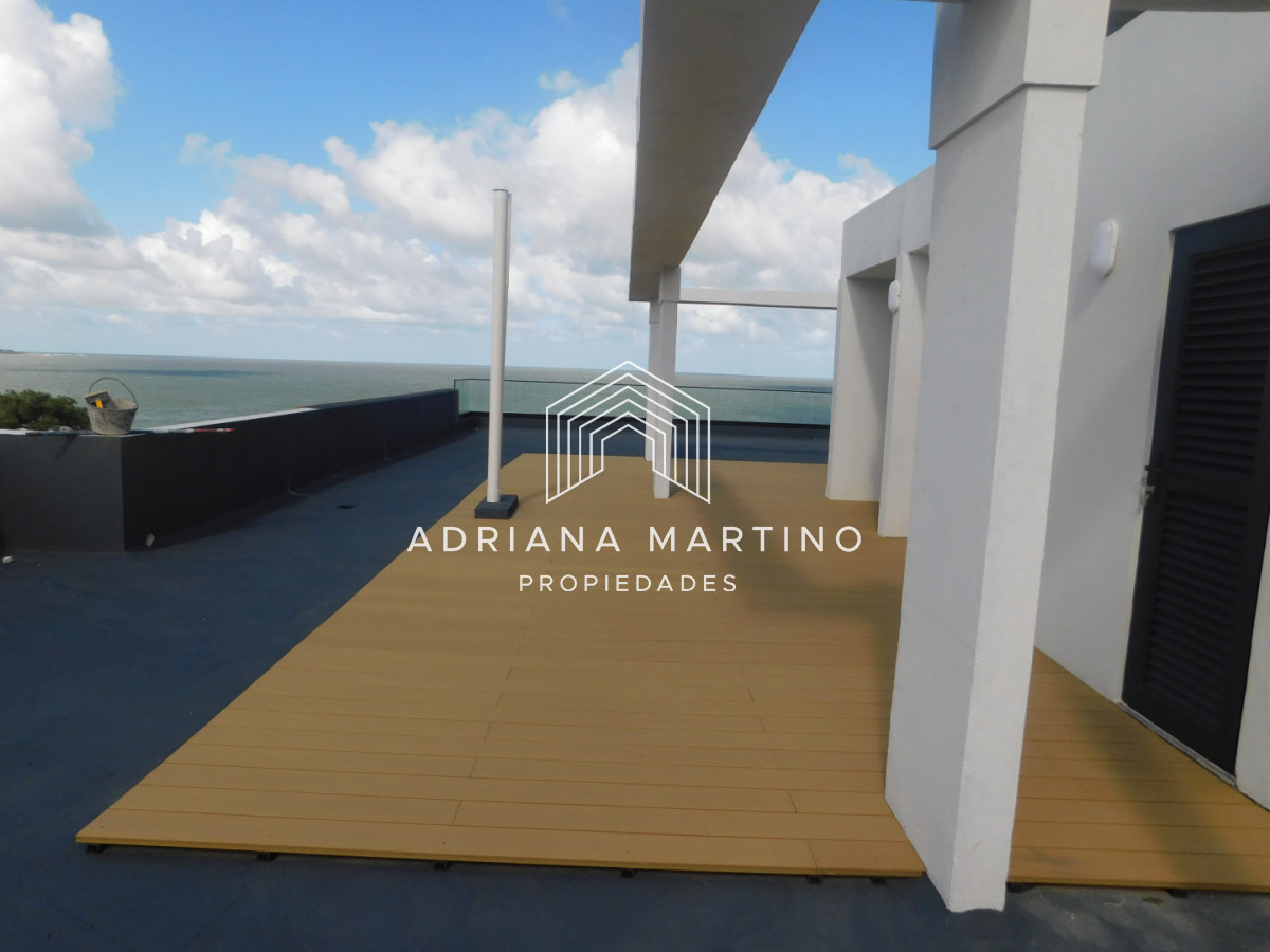 Apartamento ID.71686 - PENT HOUSE EN PINARES PRIMERA FILA 3 DORMITORIOS A ESTRENAR