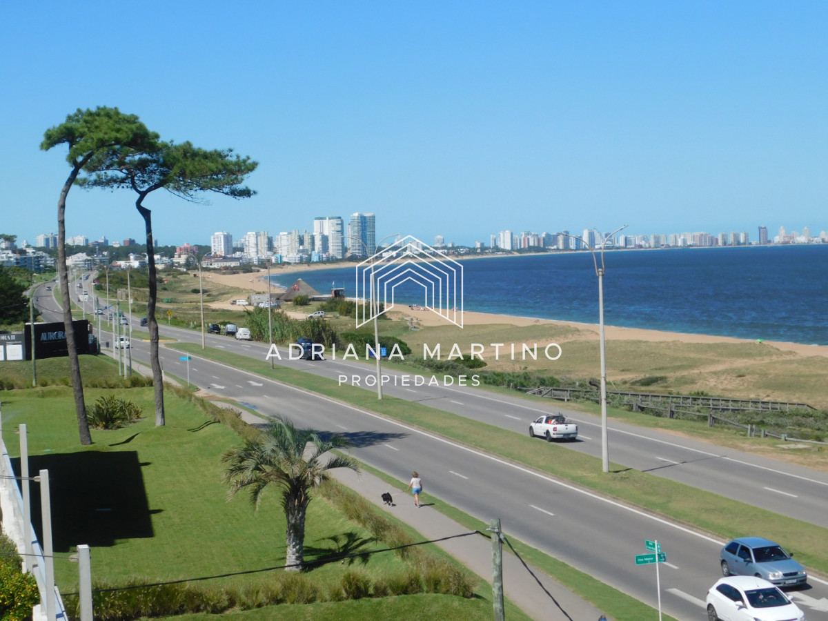 Apartamento ID.71686 - PENT HOUSE EN PINARES PRIMERA FILA 3 DORMITORIOS A ESTRENAR