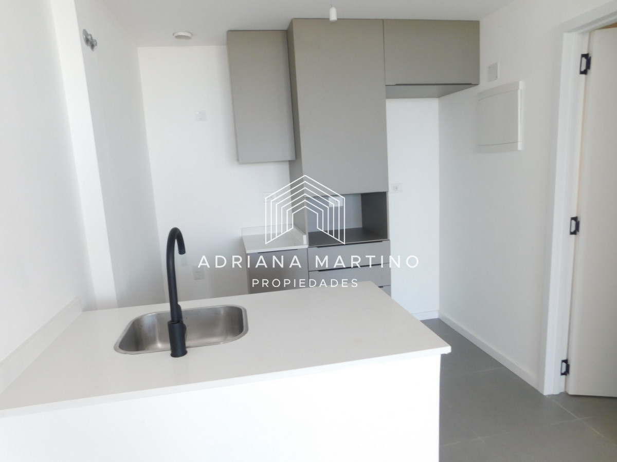 Apartamento ID.71686 - PENT HOUSE EN PINARES PRIMERA FILA 3 DORMITORIOS A ESTRENAR