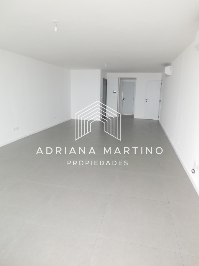 Apartamento ID.71686 - PENT HOUSE EN PINARES PRIMERA FILA 3 DORMITORIOS A ESTRENAR