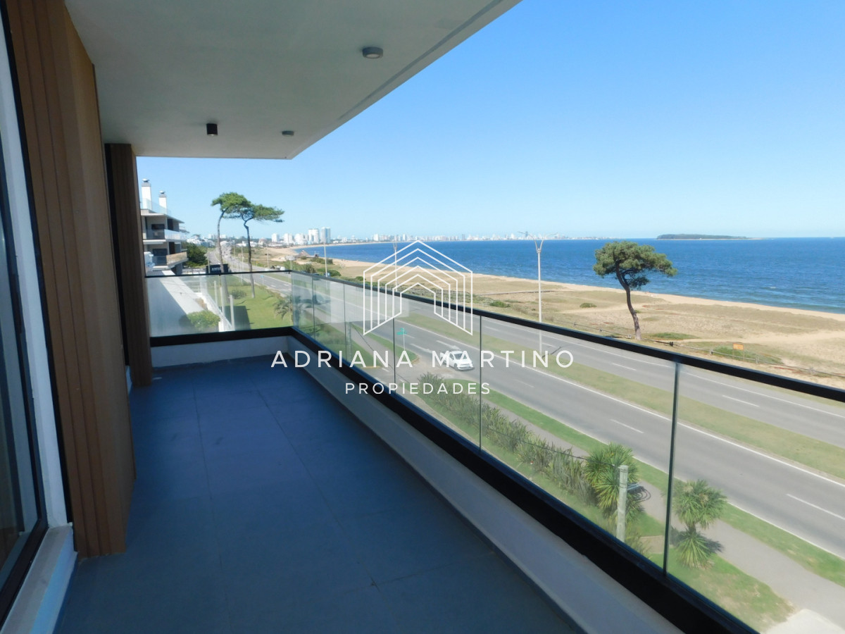 Apartamento ID.71686 - PENT HOUSE EN PINARES PRIMERA FILA 3 DORMITORIOS A ESTRENAR
