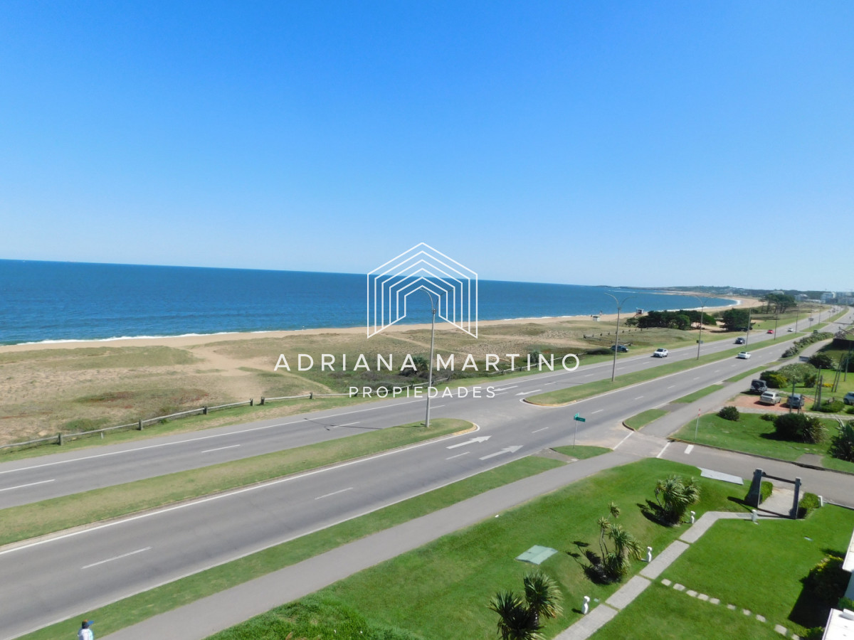 Apartamento ID.71686 - PENT HOUSE EN PINARES PRIMERA FILA 3 DORMITORIOS A ESTRENAR