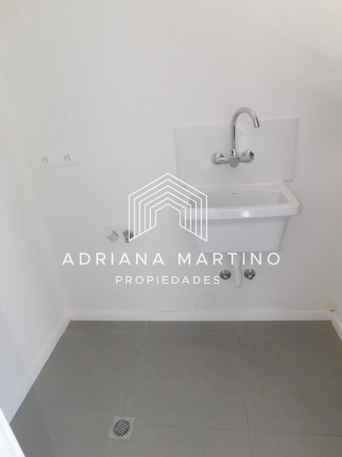 Apartamento ID.71686 - PENT HOUSE EN PINARES PRIMERA FILA 3 DORMITORIOS A ESTRENAR