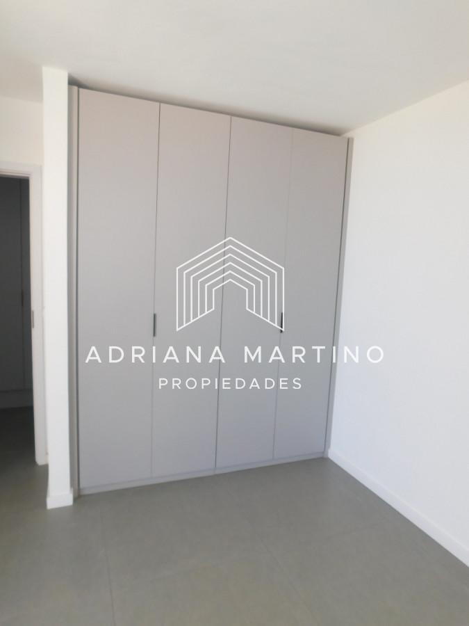 Apartamento ID.71686 - PENT HOUSE EN PINARES PRIMERA FILA 3 DORMITORIOS A ESTRENAR