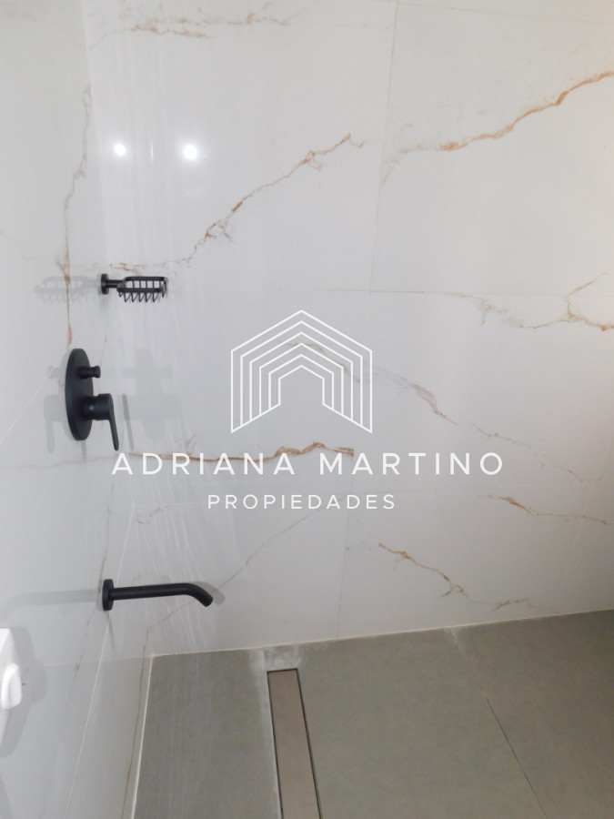 Apartamento ID.71686 - PENT HOUSE EN PINARES PRIMERA FILA 3 DORMITORIOS A ESTRENAR