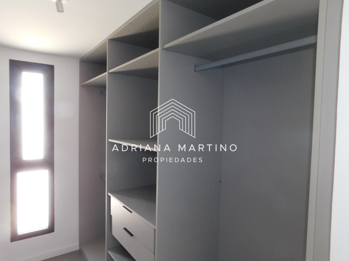 Apartamento ID.71686 - PENT HOUSE EN PINARES PRIMERA FILA 3 DORMITORIOS A ESTRENAR