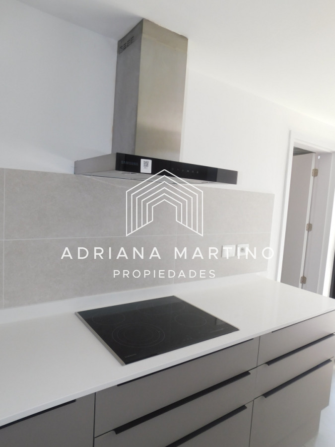 Apartamento ID.71686 - PENT HOUSE EN PINARES PRIMERA FILA 3 DORMITORIOS A ESTRENAR