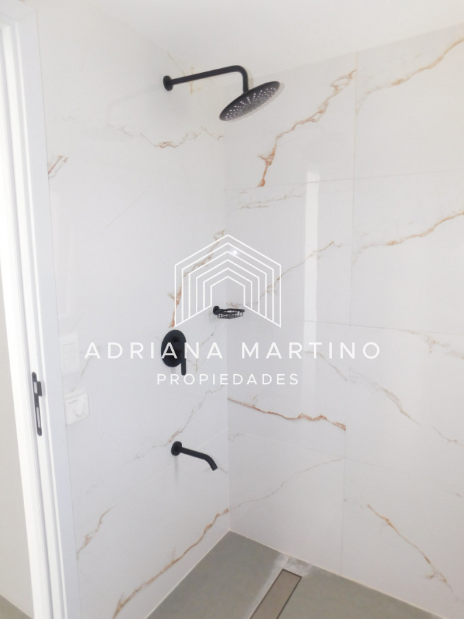 Apartamento ID.71686 - PENT HOUSE EN PINARES PRIMERA FILA 3 DORMITORIOS A ESTRENAR