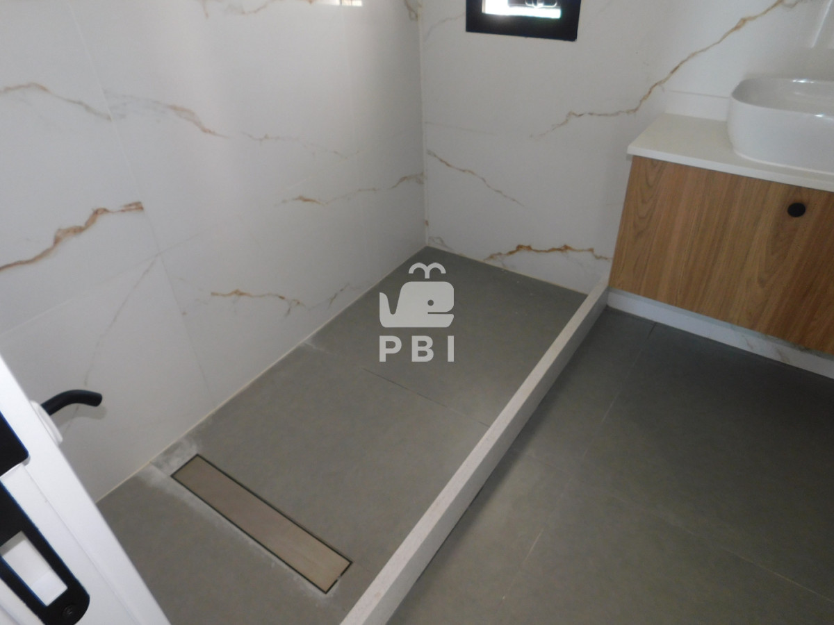 UEVOVCBIT1VTRSBFTiBQSU5BUkVTIFBSSU1FUkEgRklMQSAzIERPUk1JVE9SSU9TIEEgRVNUUkVOQVIgLSBBVVJPUkEgSSAtIFJlZiA6IFBCSTE1Nzc2