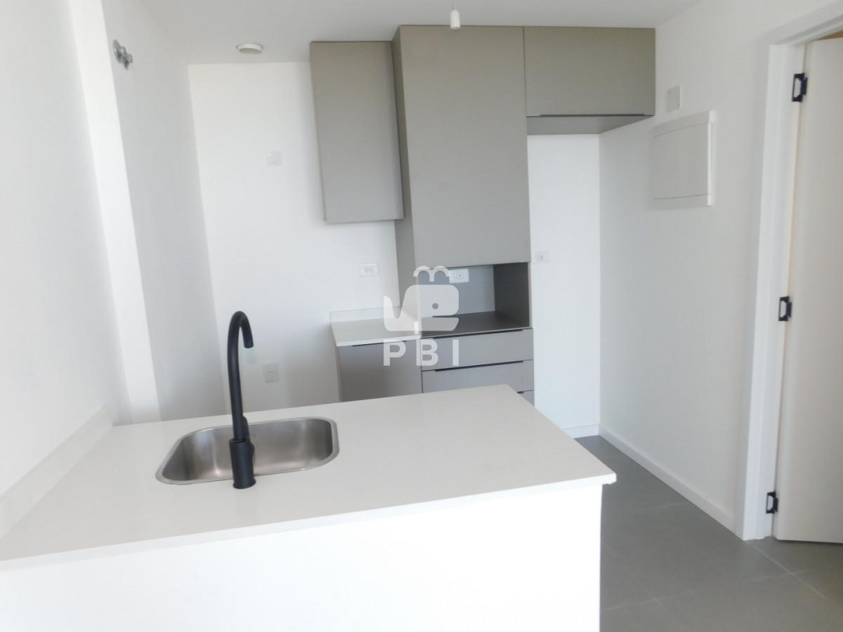 UEVOVCBIT1VTRSBFTiBQSU5BUkVTIFBSSU1FUkEgRklMQSAzIERPUk1JVE9SSU9TIEEgRVNUUkVOQVIgLSBBVVJPUkEgSSAtIFJlZiA6IFBCSTE1Nzc2