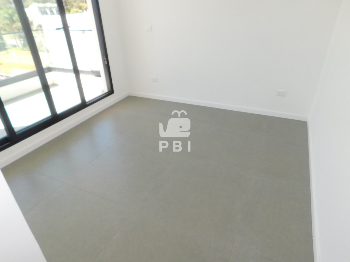 UEVOVCBIT1VTRSBFTiBQSU5BUkVTIFBSSU1FUkEgRklMQSAzIERPUk1JVE9SSU9TIEEgRVNUUkVOQVIgLSBBVVJPUkEgSSAtIFJlZiA6IFBCSTE1Nzc2