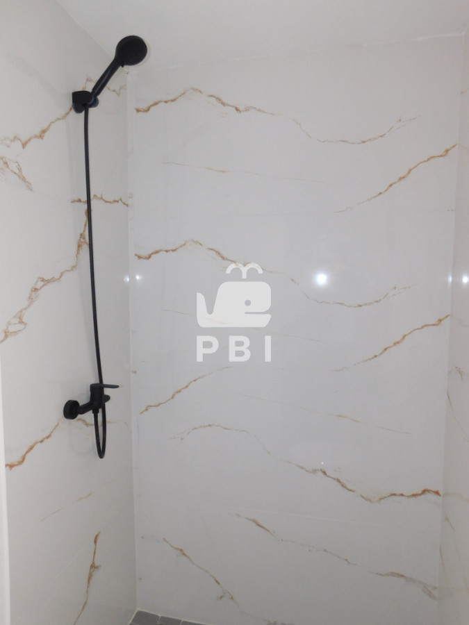 UEVOVCBIT1VTRSBFTiBQSU5BUkVTIFBSSU1FUkEgRklMQSAzIERPUk1JVE9SSU9TIEEgRVNUUkVOQVIgLSBBVVJPUkEgSSAtIFJlZiA6IFBCSTE1Nzc2