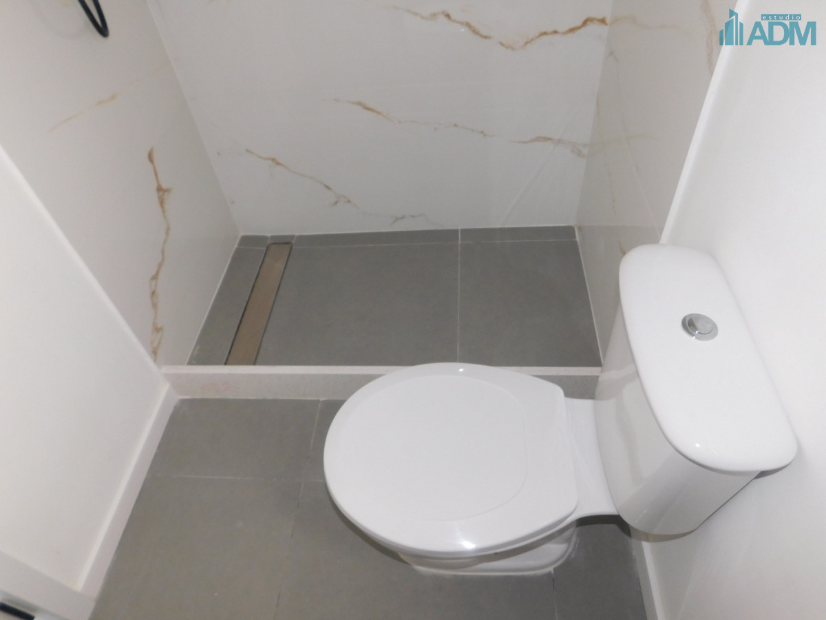 Apartamento ID.2418 - PENT HOUSE EN PINARES PRIMERA FILA 3 DORMITORIOS A ESTRENAR