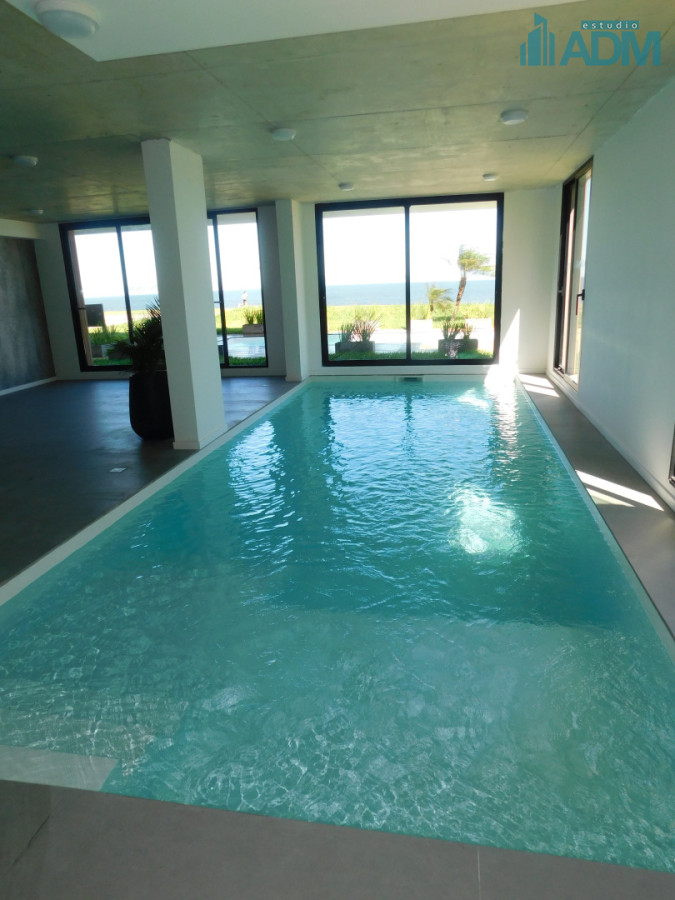 Apartamento ID.2418 - PENT HOUSE EN PINARES PRIMERA FILA 3 DORMITORIOS A ESTRENAR