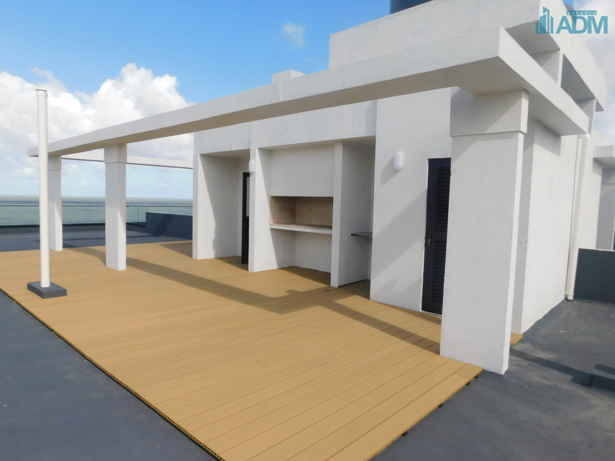Apartamento ID.2418 - PENT HOUSE EN PINARES PRIMERA FILA 3 DORMITORIOS A ESTRENAR