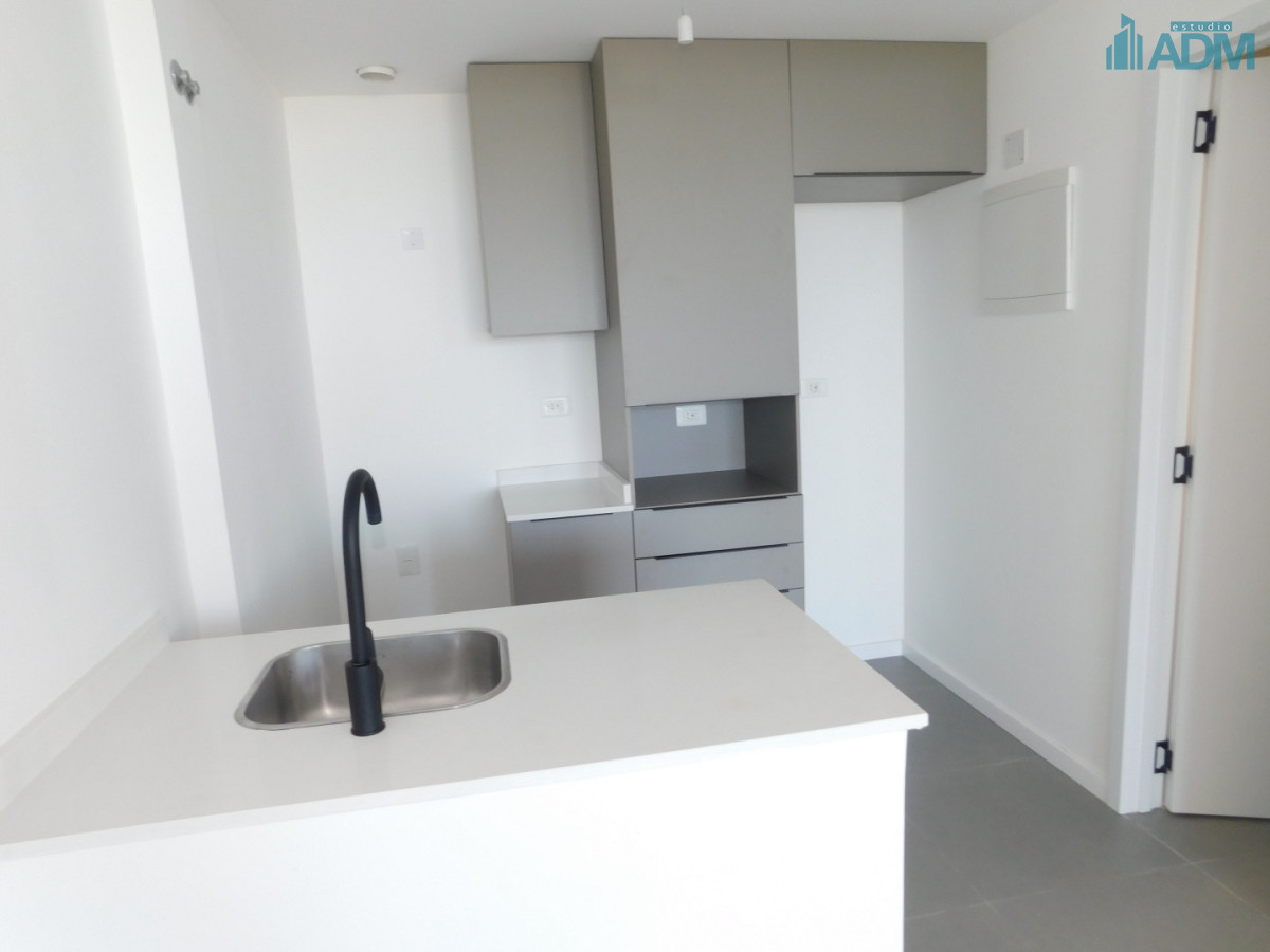 Apartamento ID.2418 - PENT HOUSE EN PINARES PRIMERA FILA 3 DORMITORIOS A ESTRENAR