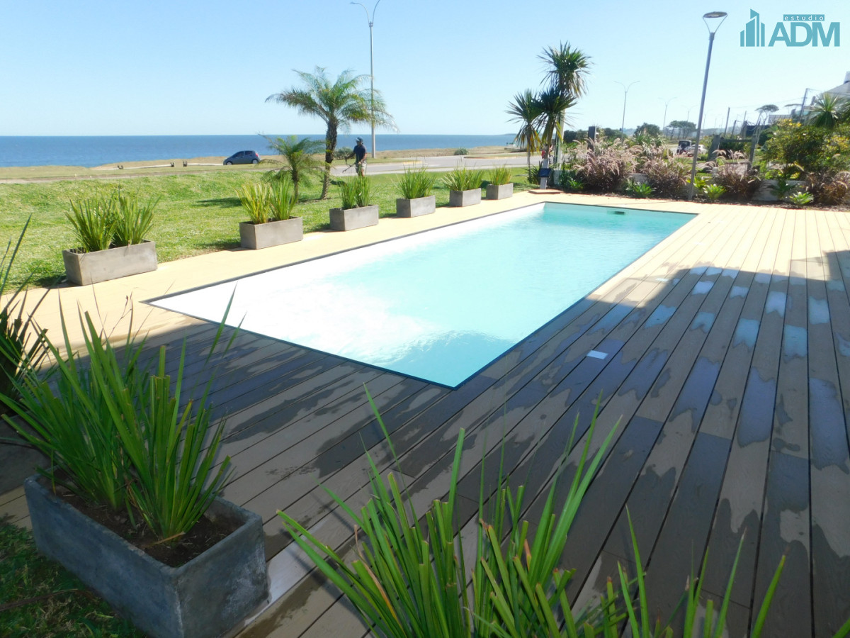 Apartamento ID.2418 - PENT HOUSE EN PINARES PRIMERA FILA 3 DORMITORIOS A ESTRENAR