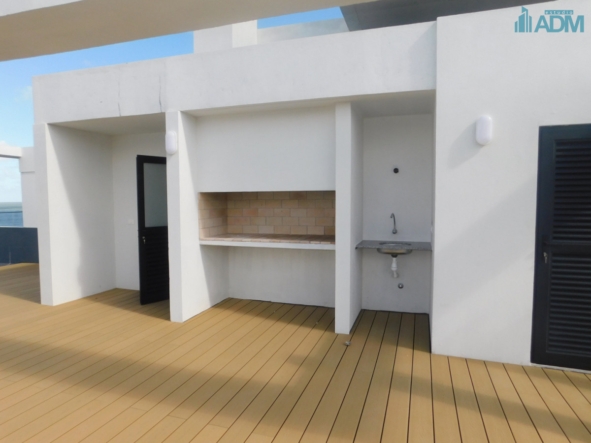Apartamento ID.2418 - PENT HOUSE EN PINARES PRIMERA FILA 3 DORMITORIOS A ESTRENAR