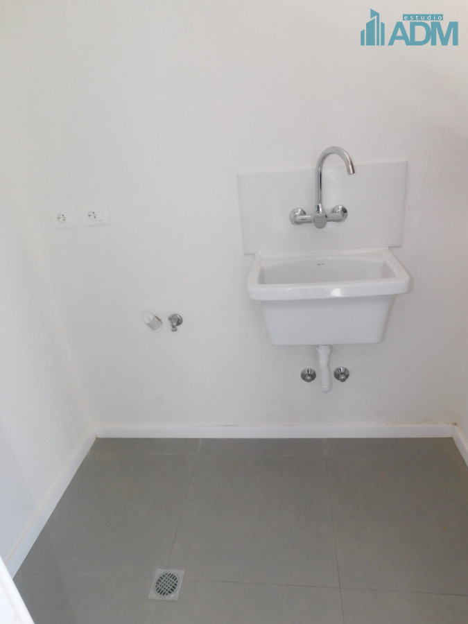 Apartamento ID.2418 - PENT HOUSE EN PINARES PRIMERA FILA 3 DORMITORIOS A ESTRENAR