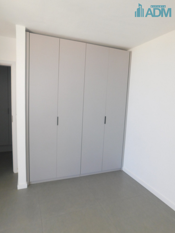 Apartamento ID.2418 - PENT HOUSE EN PINARES PRIMERA FILA 3 DORMITORIOS A ESTRENAR