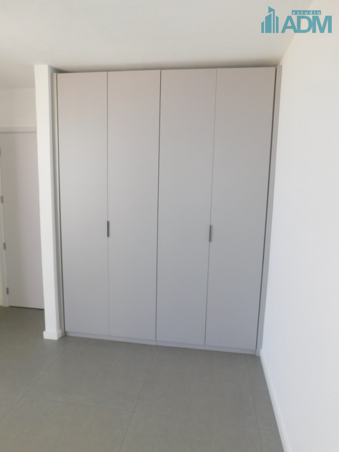 Apartamento ID.2418 - PENT HOUSE EN PINARES PRIMERA FILA 3 DORMITORIOS A ESTRENAR