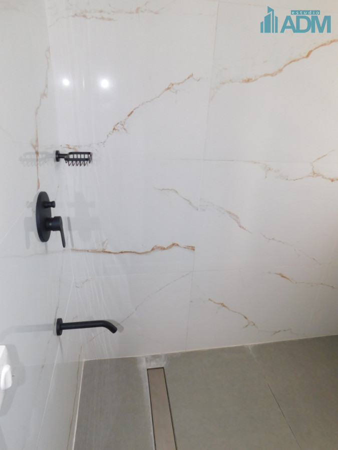 Apartamento ID.2418 - PENT HOUSE EN PINARES PRIMERA FILA 3 DORMITORIOS A ESTRENAR