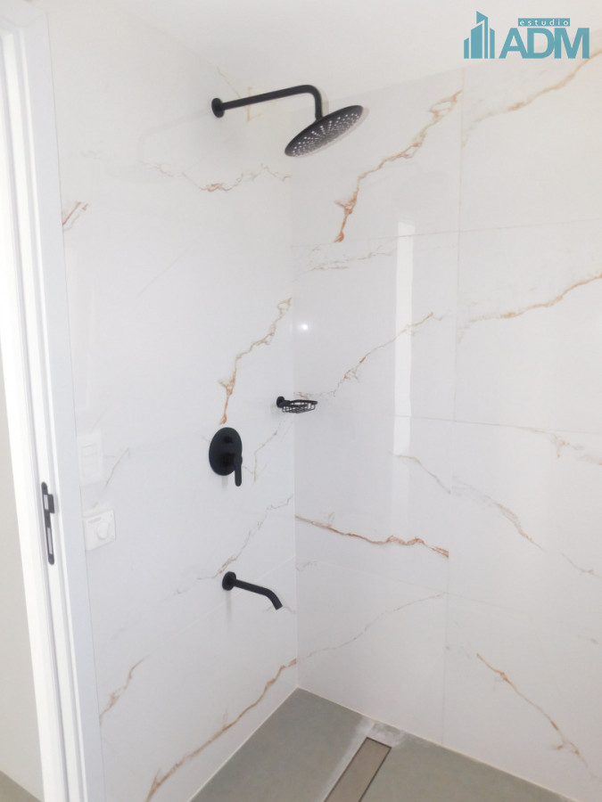 Apartamento ID.2418 - PENT HOUSE EN PINARES PRIMERA FILA 3 DORMITORIOS A ESTRENAR