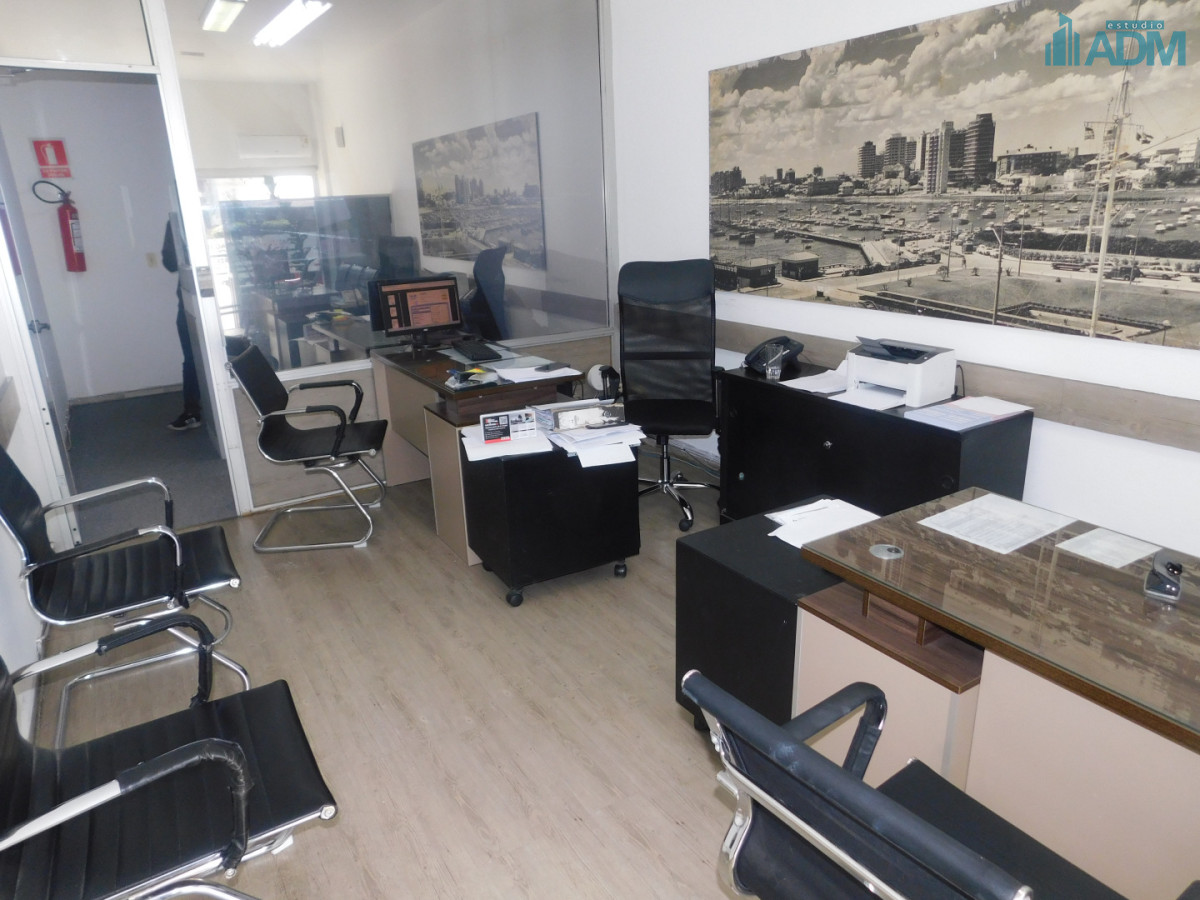 Local Comercial ID.2416 - LOCAL EN VENTA EN PENINSULA 