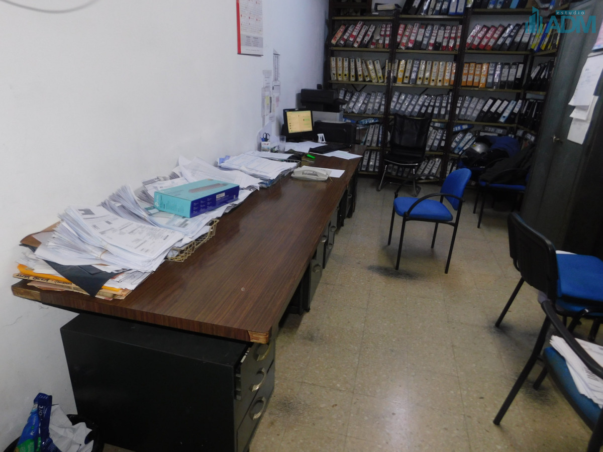 Local Comercial ID.2416 - LOCAL EN VENTA EN PENINSULA 