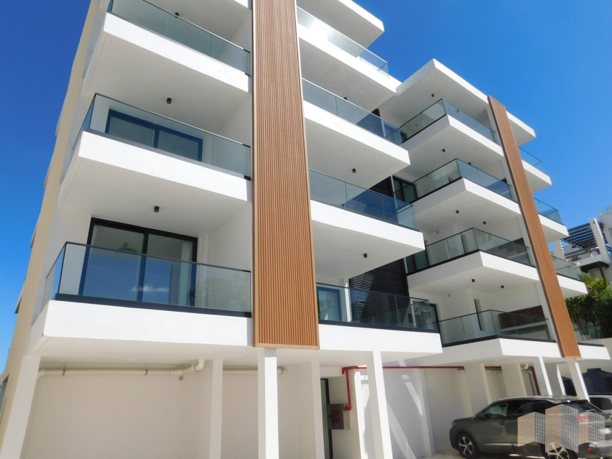 Apartamento ID.3436 - PENT HOUSE EN PINARES PRIMERA FILA 3 DORMITORIOS A ESTRENAR