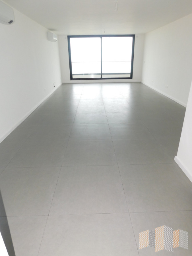 Apartamento ID.3436 - PENT HOUSE EN PINARES PRIMERA FILA 3 DORMITORIOS A ESTRENAR