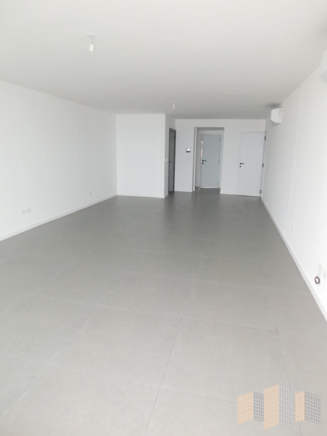 Apartamento ID.3436 - PENT HOUSE EN PINARES PRIMERA FILA 3 DORMITORIOS A ESTRENAR