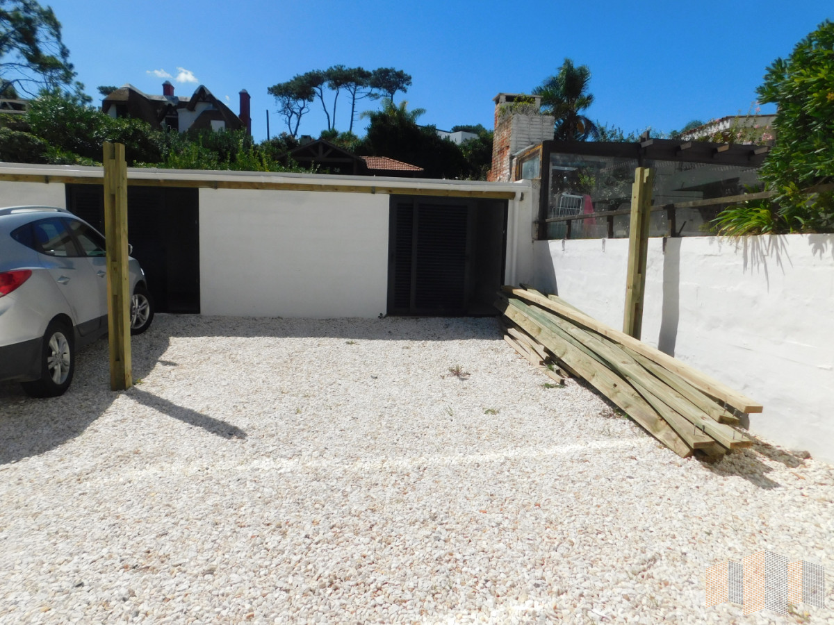 Apartamento ID.3436 - PENT HOUSE EN PINARES PRIMERA FILA 3 DORMITORIOS A ESTRENAR