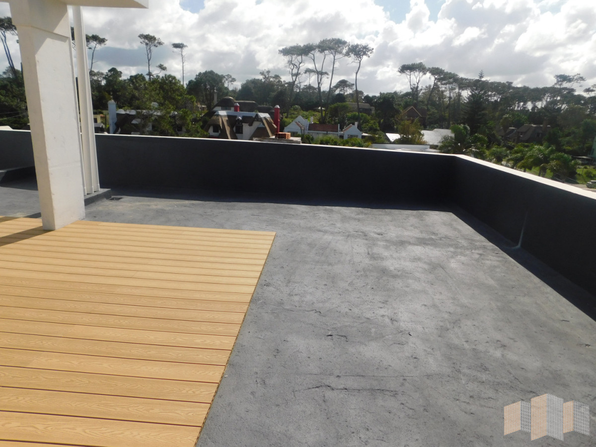 Apartamento ID.3436 - PENT HOUSE EN PINARES PRIMERA FILA 3 DORMITORIOS A ESTRENAR