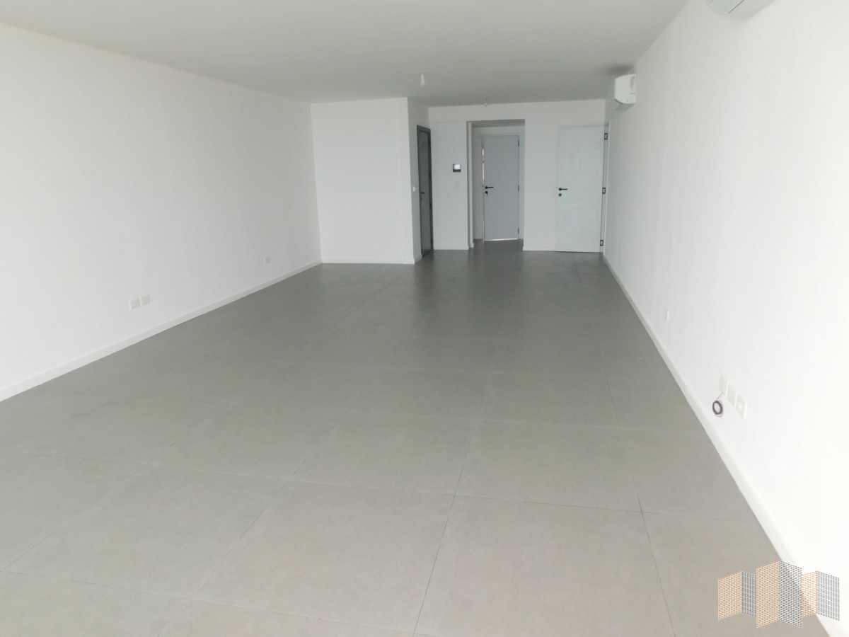 Apartamento ID.3436 - PENT HOUSE EN PINARES PRIMERA FILA 3 DORMITORIOS A ESTRENAR
