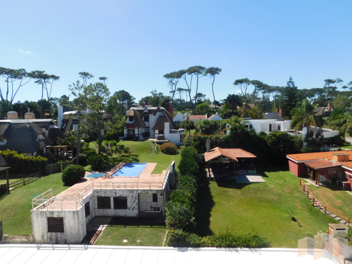 Apartamento ID.3436 - PENT HOUSE EN PINARES PRIMERA FILA 3 DORMITORIOS A ESTRENAR