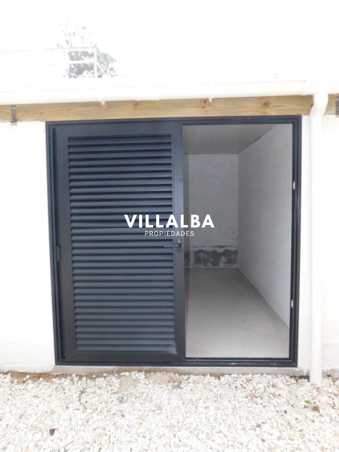 Apartamento ID.4409 - PENT HOUSE EN PINARES PRIMERA FILA 3 DORMITORIOS A ESTRENAR