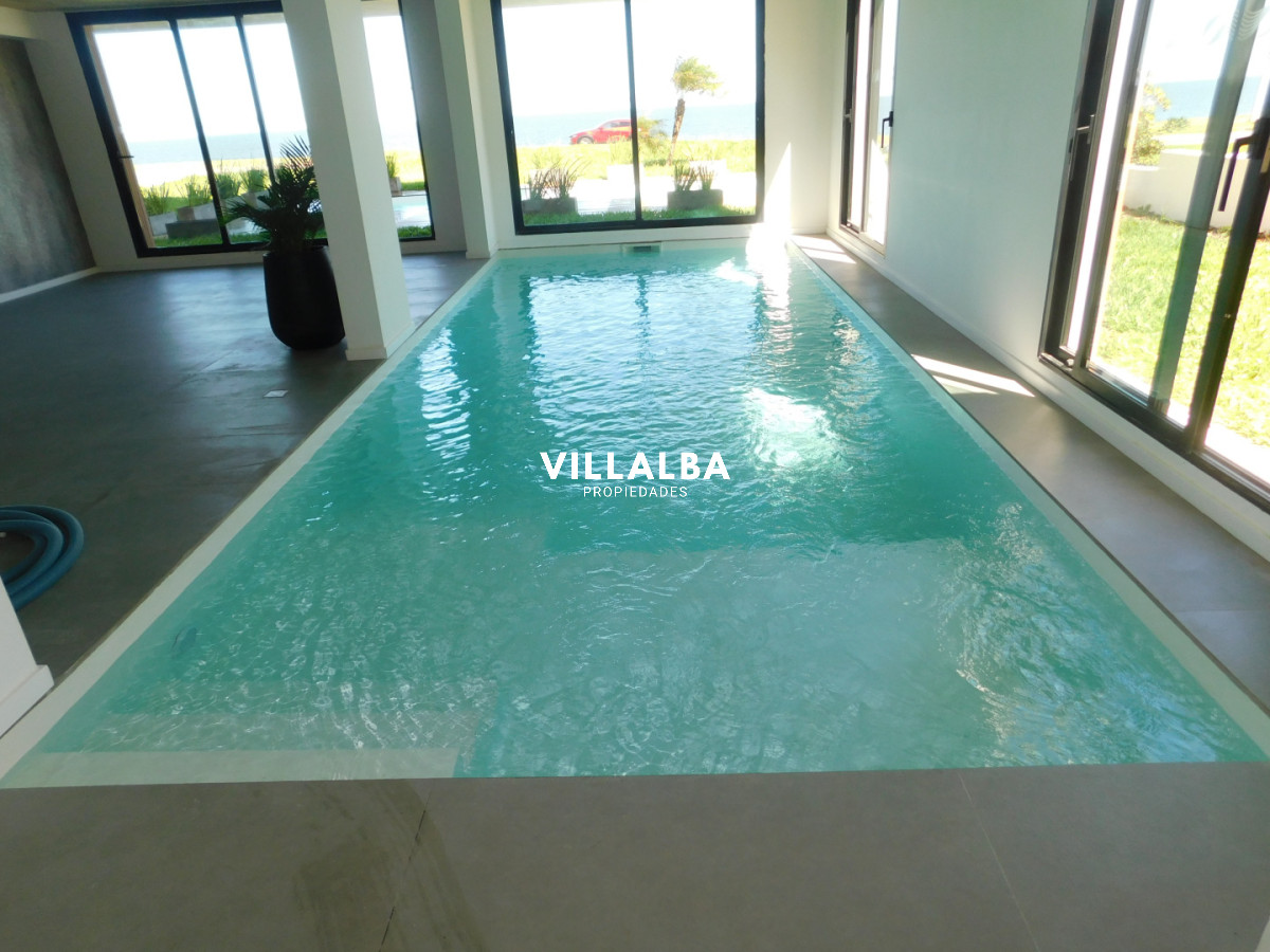 Apartamento ID.4409 - PENT HOUSE EN PINARES PRIMERA FILA 3 DORMITORIOS A ESTRENAR