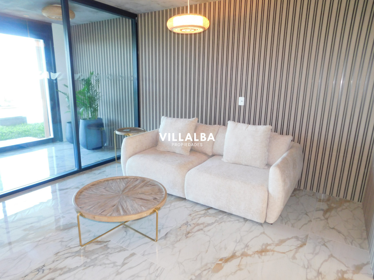 Apartamento ID.4409 - PENT HOUSE EN PINARES PRIMERA FILA 3 DORMITORIOS A ESTRENAR